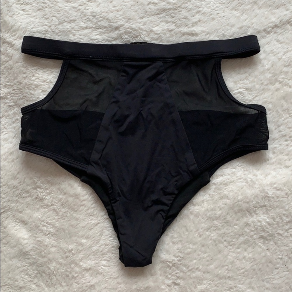 Fella. High-Waist Cheeky Bikini Bottoms